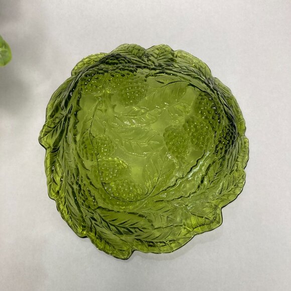 Indiana Green Glass Loganberry and Leaf Pattern Vintage Candy Dish - Bowl - Picture 8 of 10
